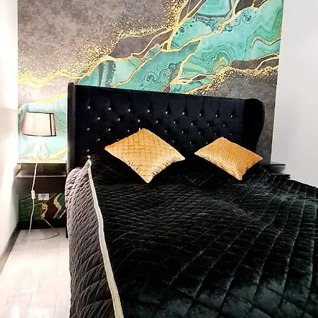 Aquarius Gold Apartment *