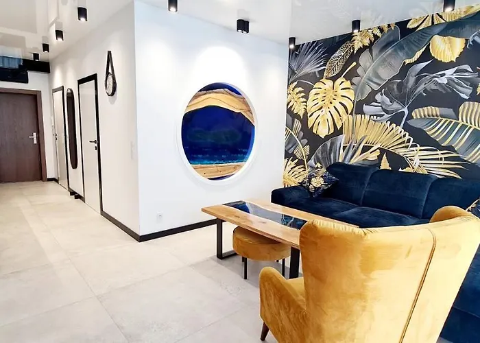 Aquarius Gold Apartment