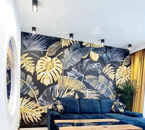 Aquarius Gold Apartment *