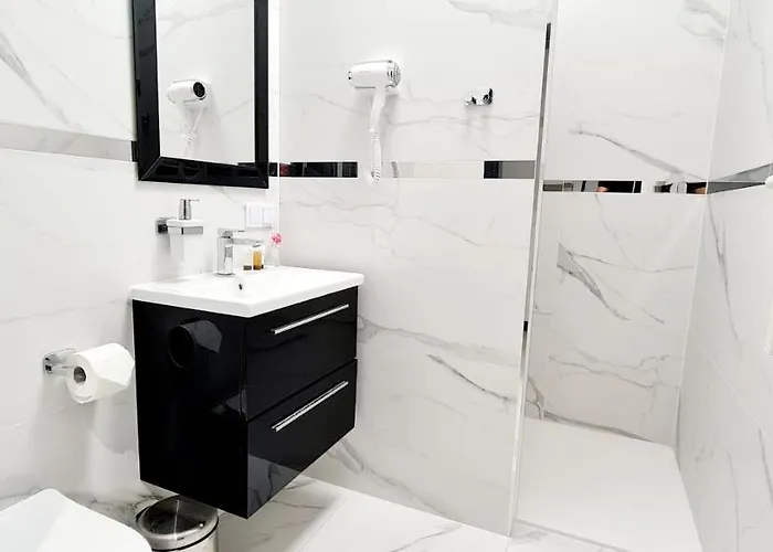 Aquarius Gold Apartment